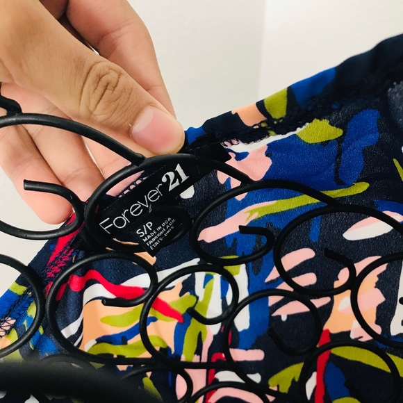 FOREVER 21 Women's S asymmetrical dress - Picture 4 of 4